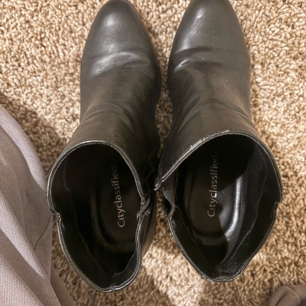 Cityclassified Sleek Black Ankle Boots